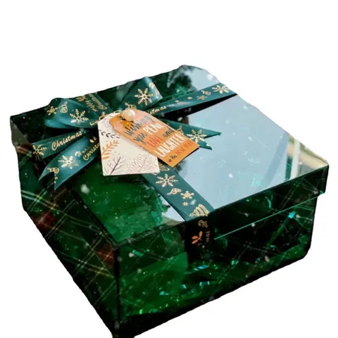 Square acrylic gift box with a separate lid in reference colors