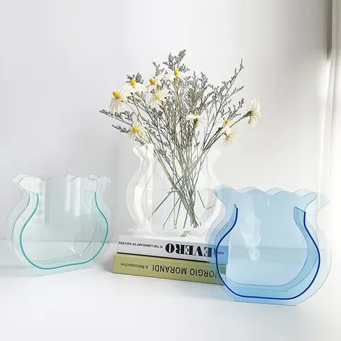 Fishbowl-shaped flower vases in clear and pale colored references